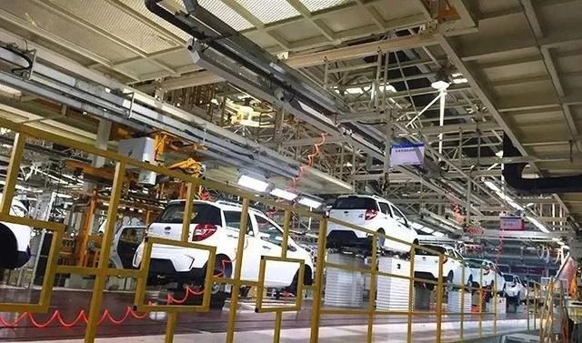 從高配到標(biāo)配 40國(guó)車企為何將車輛生產(chǎn)全面標(biāo)配化